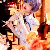 09