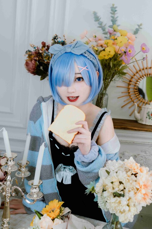 23_www.8kcosplay.com11_23.jpg