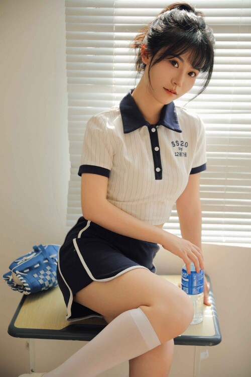 b.jpg